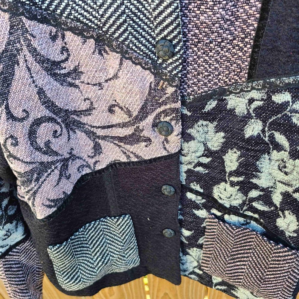 Vintage Patchwork Patterned Button Up Light Jacke… - image 3